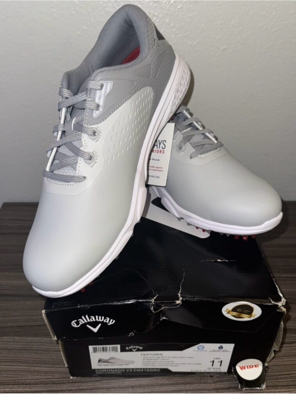 Callaway Gray and White Men’s Golf Shoes